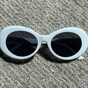 White Circle Frame Sunglasses